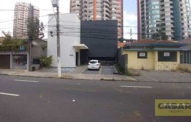 Imagem: O depósito possui 4 Vagas na garagem, 427m² de Área e está
