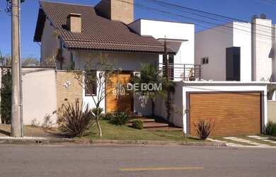 Imagem 2: Casa no Jardim Europa. Piscina, Churrasqueira, VarandaeÁrea de serviço