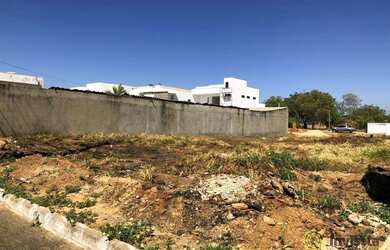 Imagem: O terreno possui 450m² de Área e está localizado em Plano