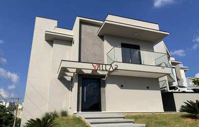 Imagem: A casa em condomínio possui 3 Dormitórios, 4 Banheiros, 2