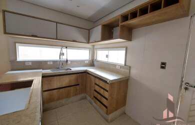 Imagem 5: Sobrado à venda, 200 m² por R$ 580.000,00 - Vila Guilhermina - Praia...