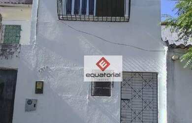 Imagem: A casa possui 1 Dormitório, 2 Banheiros, 50m² de Área e está