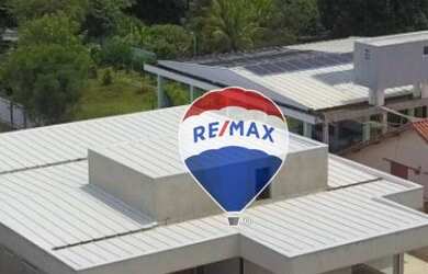 Imagem: A casa possui 4 Dormitórios, 5 Banheiros, 5 Vagas na garagem