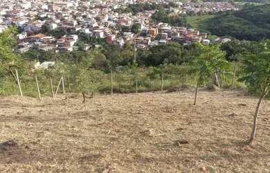 Imagem: O terreno possui 360m² de Área e está localizado em Congonhas