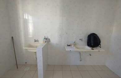 Imagem 11: Apartamento com 2 dormitórios para alugar, 64 m² por R$ 650,00/mês...