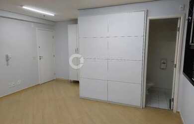 Imagem: O depósito possui 1 Vaga na garagem, 30m² de Área e está