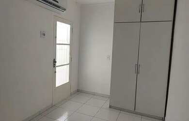 Imagem 1: Casa duplex em condomínio fechado ao lado do CARREFOUR Dom Pedro