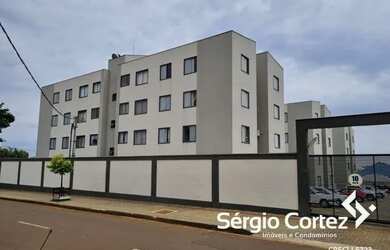 Imagem: O apartamento possui 3 Dormitórios, 1 Banheiro, 1 Vaga na garagem