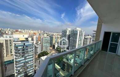 Imagem: O apartamento possui 3 Dormitórios, 3 Banheiros, 2 Vagas na