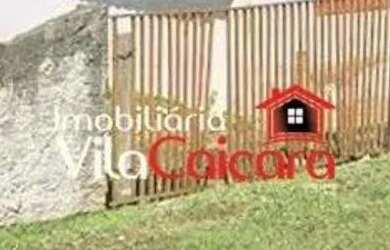 Imagem: A casa possui 3 Dormitórios, 2 Banheiros, 3 Vagas na garagem