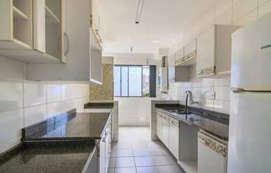 Imagem 4: 7 andar, suite, sacada e vaga livre, vista livre com sol