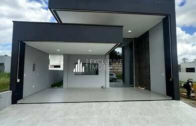 Imagem: A casa em condomínio possui 3 Dormitórios, 2 Banheiros, 1