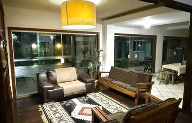 Imagem 6: CASA PARA EXCURSÃO. Churrasqueira, Varanda, 3 Vagas na garageme5 Dormitórios