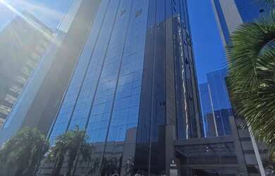 Imagem: O depósito possui 1 Vaga na garagem, 138m² de Área e está