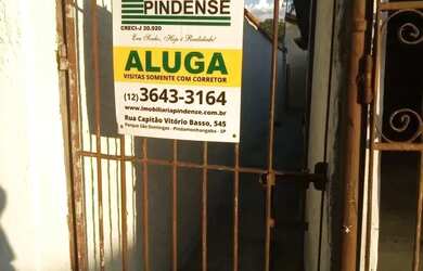 Imagem: A casa possui 1 Dormitório, 1 Banheiro, 50m² de Área e está