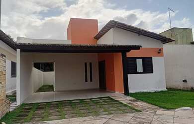 Imagem: A casa em condomínio para alugar possui 3 Dormitórios, 3 Banheiros