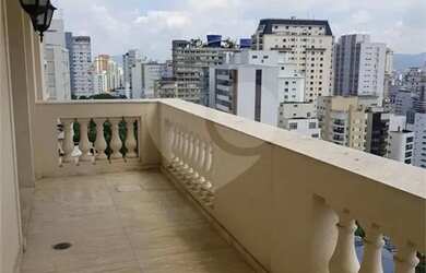 Imagem: O apartamento possui 4 Dormitórios, 5 Banheiros, 3 Vagas na