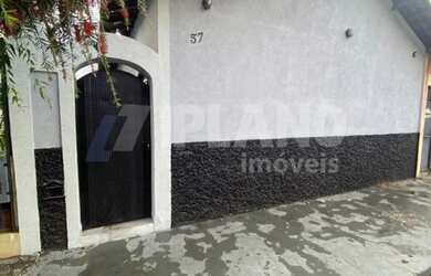 Imagem: A casa possui 1 Dormitório, 1 Banheiro, 22m² de Área e está