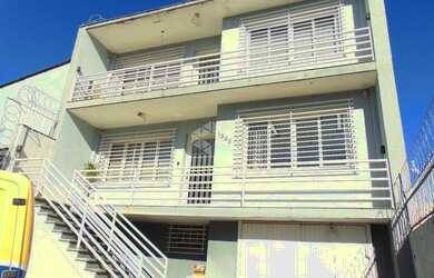 Imagem: A casa à venda possui 4 Dormitórios, 3 Banheiros, 4 Vagas