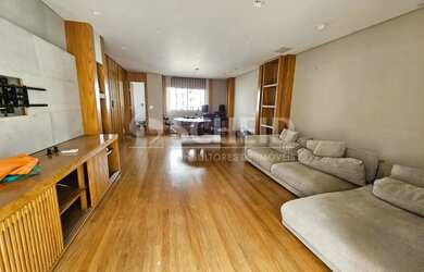 Imagem: O apartamento possui 3 Dormitórios, 3 Banheiros, 2 Vagas na