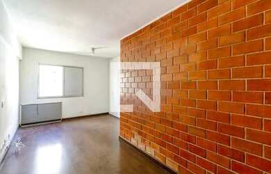 Imagem: A kitnet possui 1 Dormitório, 1 Banheiro, 1 Vaga na garagem