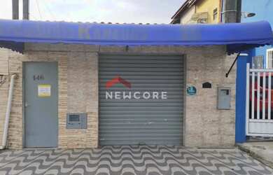 Imagem: A casa possui 2 Dormitórios, 2 Banheiros, 2 Vagas na garagem