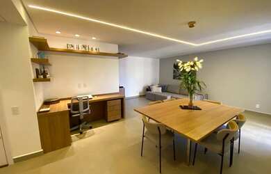 Imagem: O apartamento possui 3 Dormitórios, 3 Banheiros, 2 Vagas na