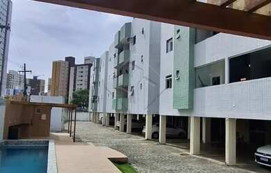 Imagem: O apartamento possui 3 Dormitórios, 1 Banheiro, 1 Vaga na garagem