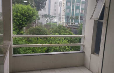 Imagem: O apartamento à venda possui 1 Dormitório, 1 Banheiro, 1 Vaga