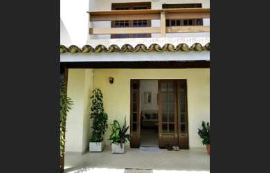 Imagem: A casa em condomínio possui 4 Dormitórios, 4 Banheiros, 1