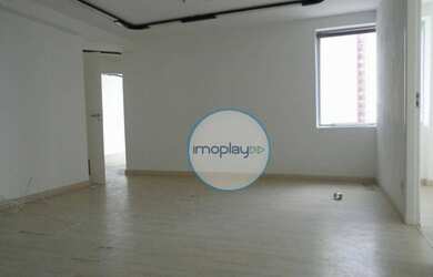 Imagem: O depósito possui 4 Vagas na garagem, 132m² de Área e está