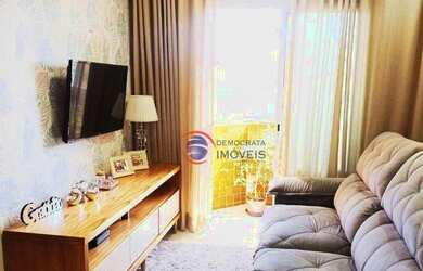 Imagem: O apartamento possui 3 Dormitórios, 1 Banheiro, 2 Vagas na