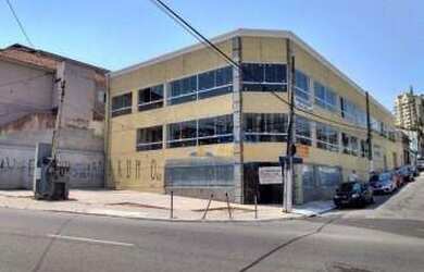 Imagem: O depósito possui 300m² de Área e está localizado em Santana