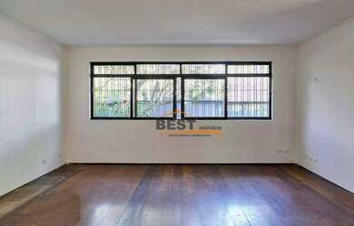 Imagem: A casa à venda possui 4 Dormitórios, 3 Banheiros, 3 Vagas