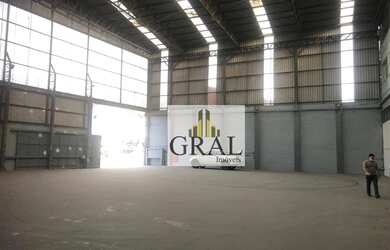 Imagem: O depósito possui 1200m² de Área e está localizado em Vila