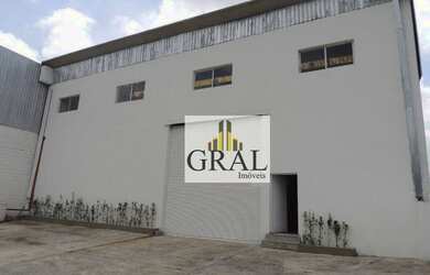 Imagem: O depósito possui 1.350m² de Área e está localizado em