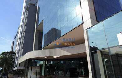 Imagem: O depósito possui 4 Vagas na garagem, 155m² de Área e está