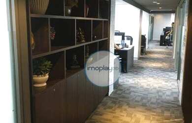 Imagem: O depósito possui 5 Vagas na garagem, 280m² de Área e Imóvel