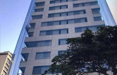 Imagem: O apartamento e possui 4 Dormitórios, Suítes, 5 Banheiros