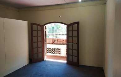 Imagem: O depósito possui 60m² de Área e está localizado em Santo