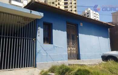 Imagem: O depósito possui 1 Vaga na garagem e 200m² de Área e está