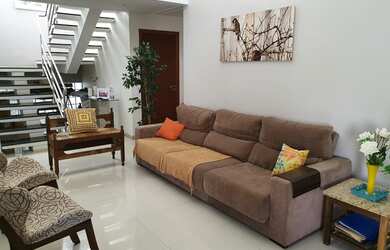 Imagem: Casa para venda possui 256 metros quadrados com 3 quartos em