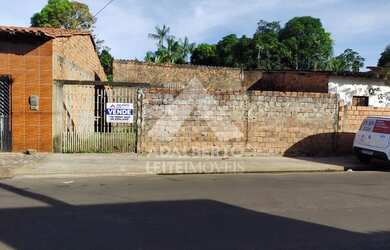 Imagem: O terreno possui 266m² de Área e está localizado em Vila