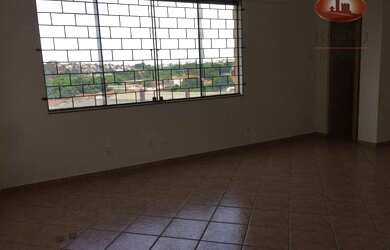 Imagem: O depósito possui 2 Vagas na garagem, 50m² de Área e está