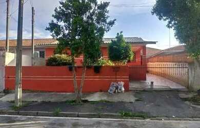 Imagem: A casa possui 3 Dormitórios, 1 Banheiro, 76m² de Área e