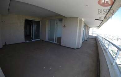 Imagem: O apartamento possui 4 Dormitórios, 1 Banheiro, 5 Vagas na