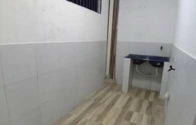 Imagem: A casa possui 2 Dormitórios, 1 Banheiro e está localizado