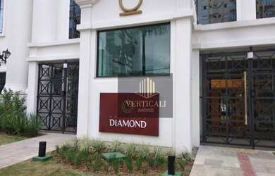 Imagem: O apartamento possui 4 Dormitórios, 4 Banheiros, 3 Vagas na