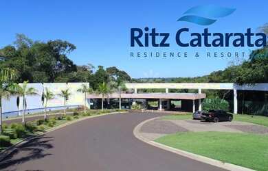 Imagem: O terreno possui 450m² de Área e está localizado em Yolanda