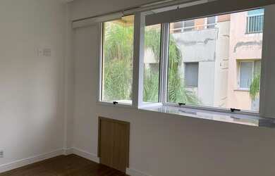 Imagem: O depósito possui 1 Vaga na garagem, 53m² de Área e está